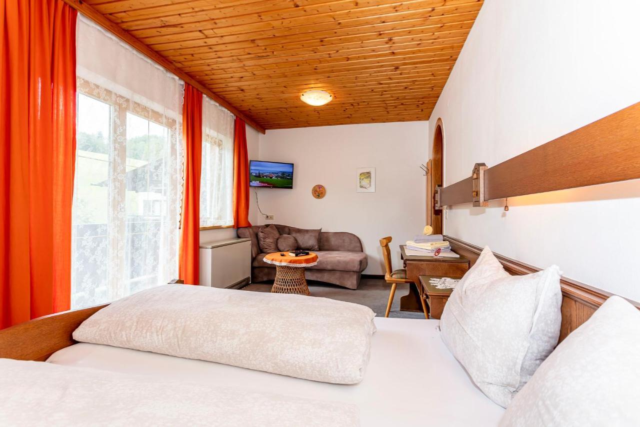 Appartements Dreimaederlhaus มาริอาอาล์ม อัม ชไตเนอร์เนินเมียร์ ภายนอก รูปภาพ