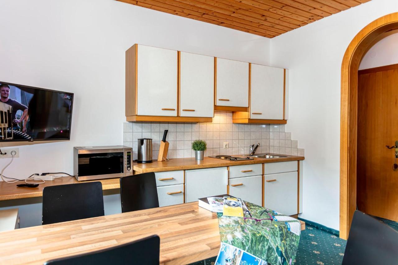 Appartements Dreimaederlhaus มาริอาอาล์ม อัม ชไตเนอร์เนินเมียร์ ภายนอก รูปภาพ