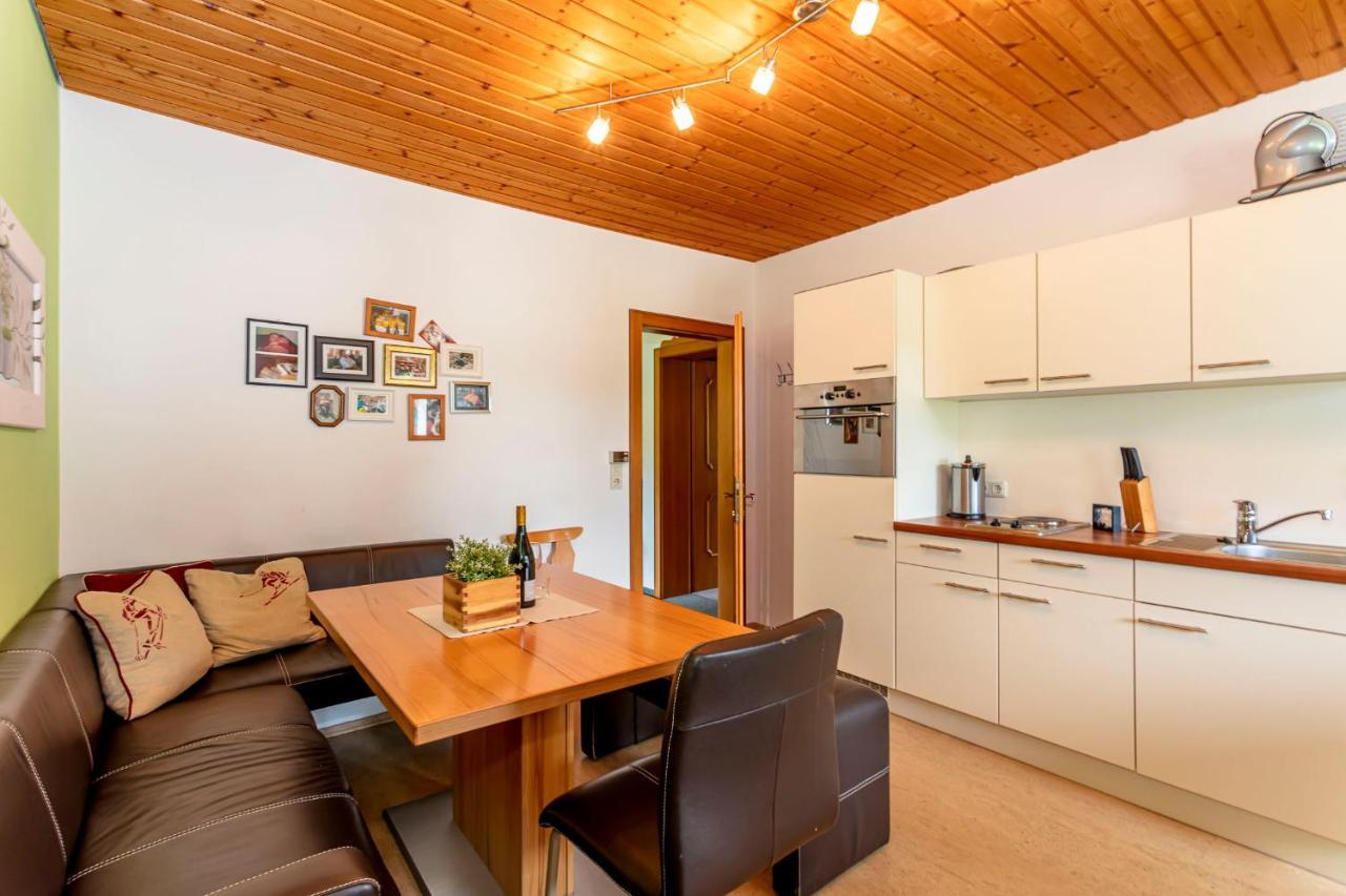 Appartements Dreimaederlhaus มาริอาอาล์ม อัม ชไตเนอร์เนินเมียร์ ภายนอก รูปภาพ