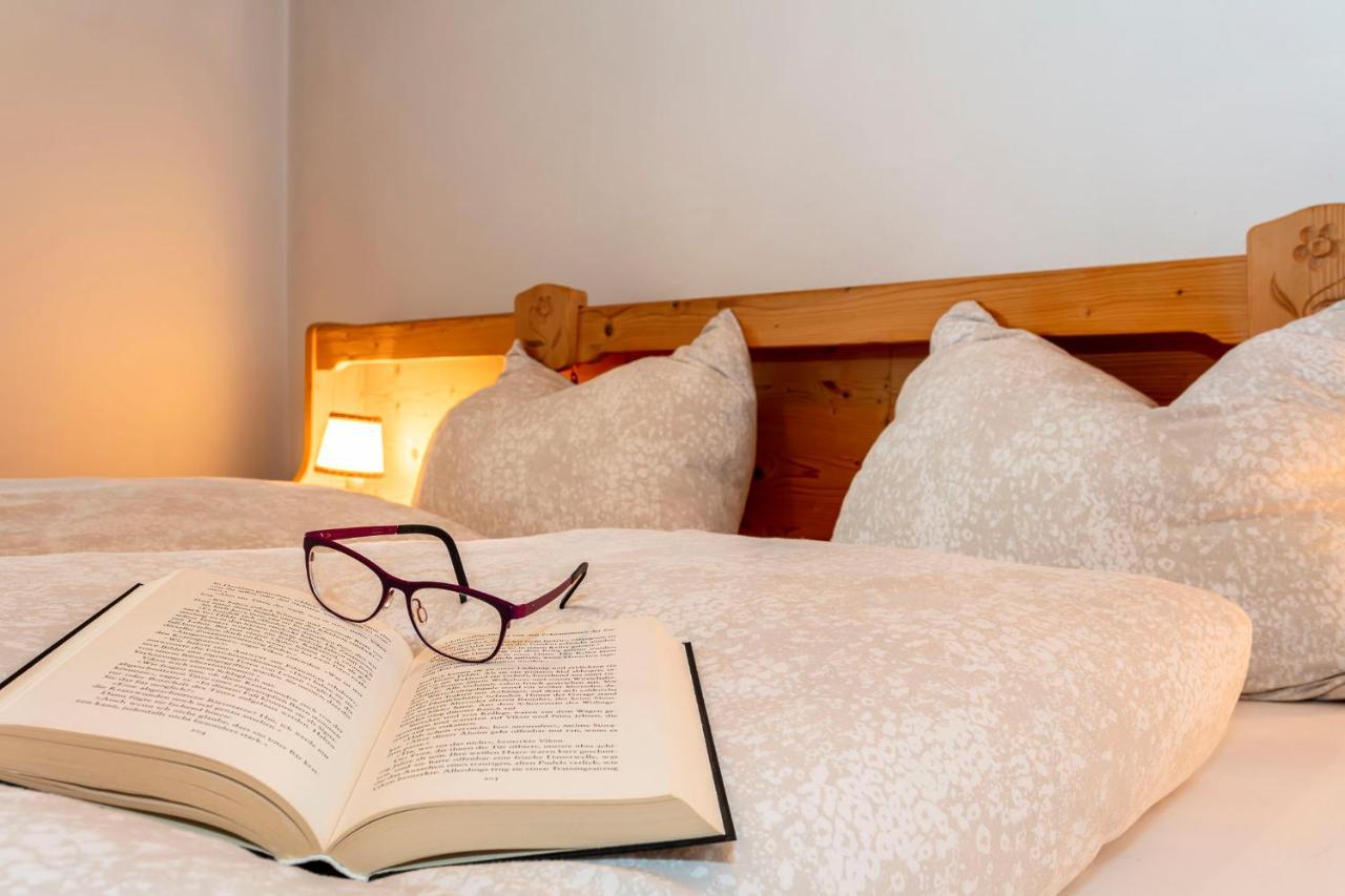 Appartements Dreimaederlhaus มาริอาอาล์ม อัม ชไตเนอร์เนินเมียร์ ภายนอก รูปภาพ